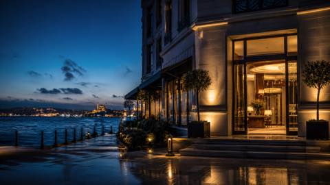İstanbul Boğazı kıyısında otel dış cephe konsepti